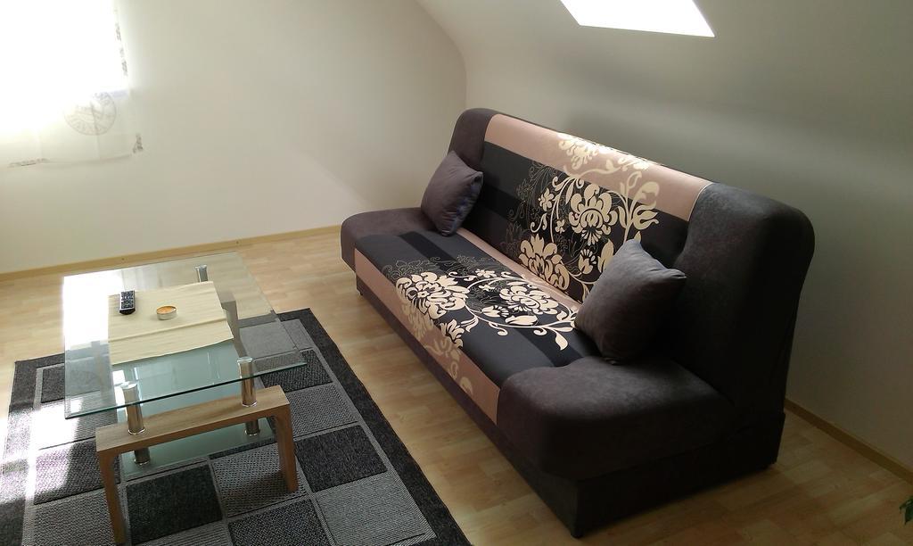 Sarah klein aber fein Apartment Wellesweiler Bagian luar foto