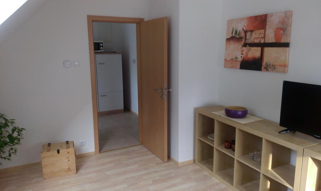 Sarah klein aber fein Apartment Wellesweiler Bagian luar foto