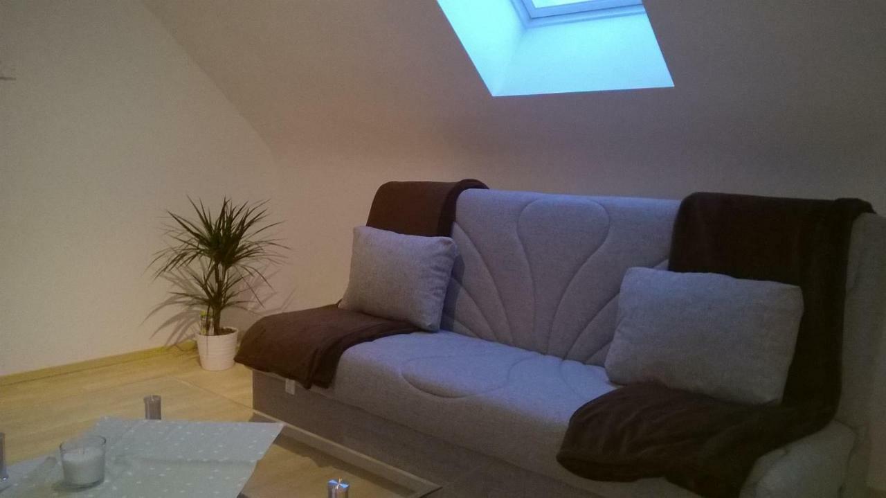 Sarah klein aber fein Apartment Wellesweiler Bagian luar foto