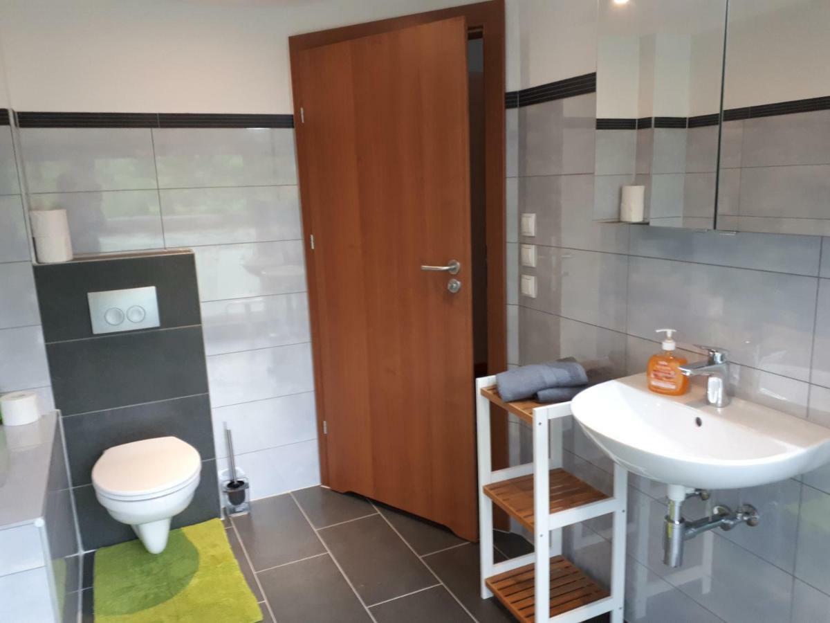 Sarah klein aber fein Apartment Wellesweiler Bagian luar foto