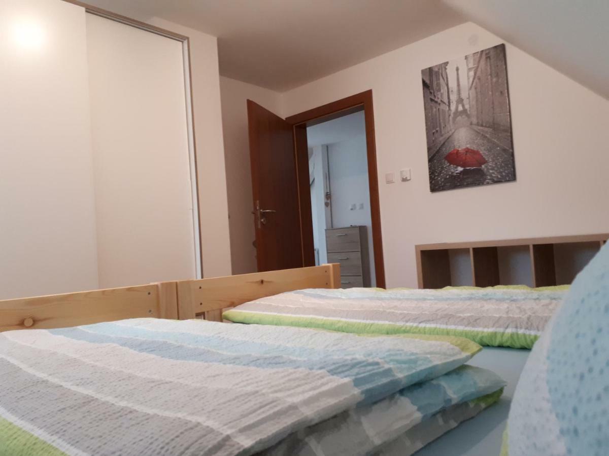 Sarah klein aber fein Apartment Wellesweiler Bagian luar foto