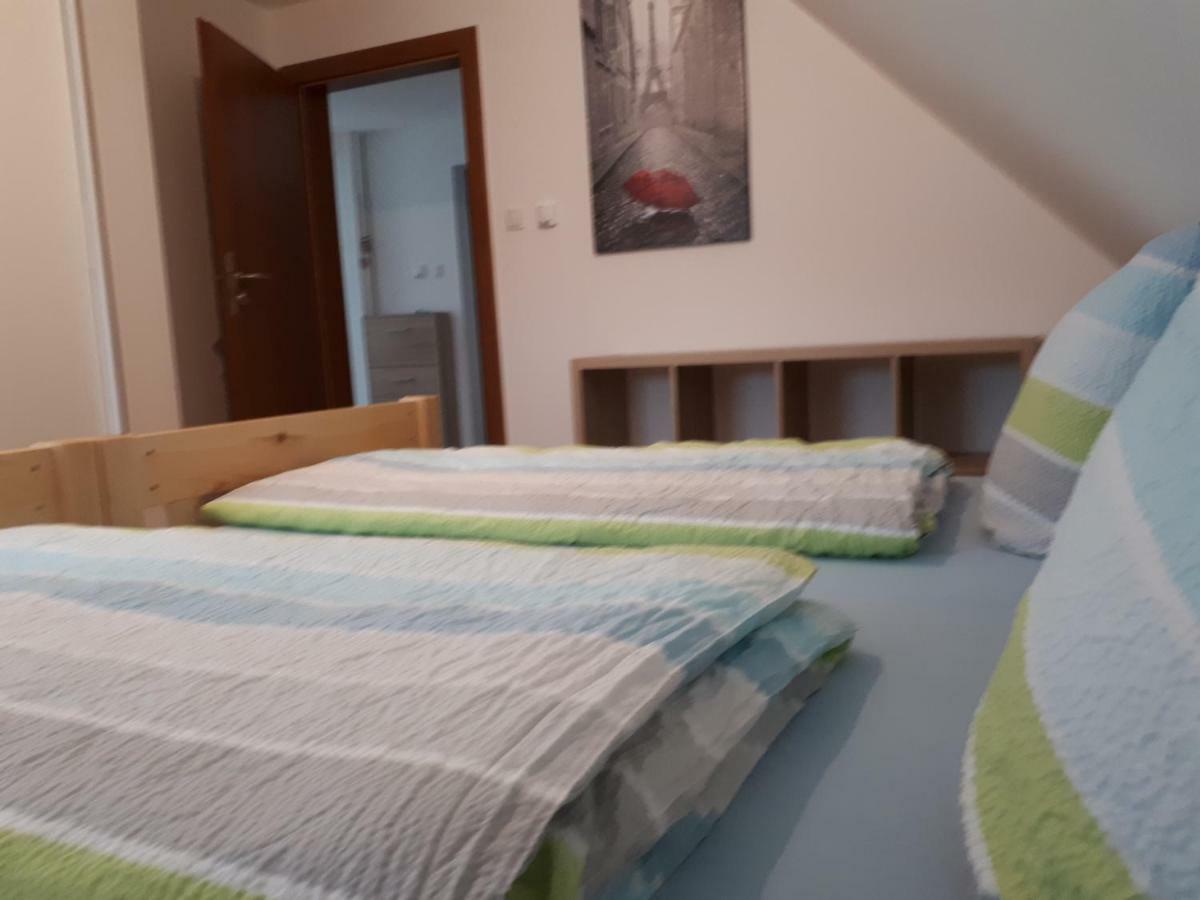 Sarah klein aber fein Apartment Wellesweiler Bagian luar foto